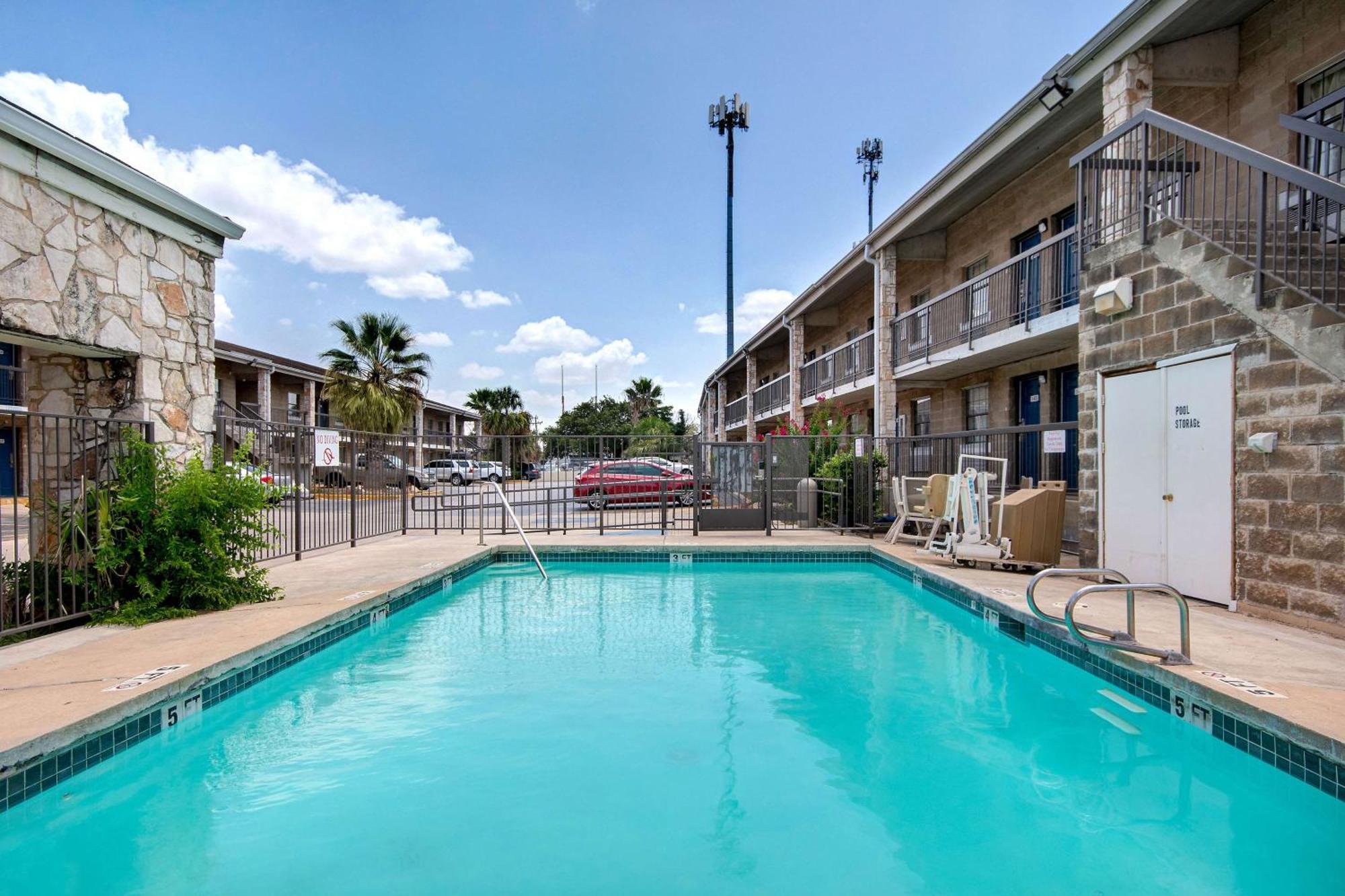 Motel 6-San Antonio, Tx - Northwest Medical Center Exterior photo