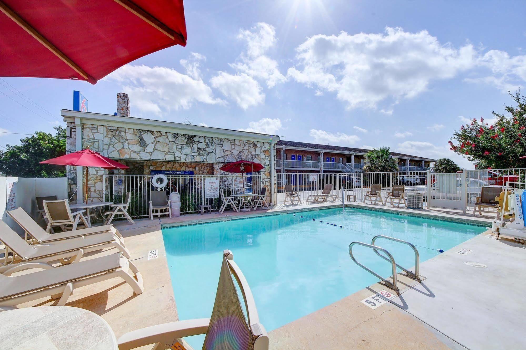 Motel 6-San Antonio, Tx - Northwest Medical Center Exterior photo