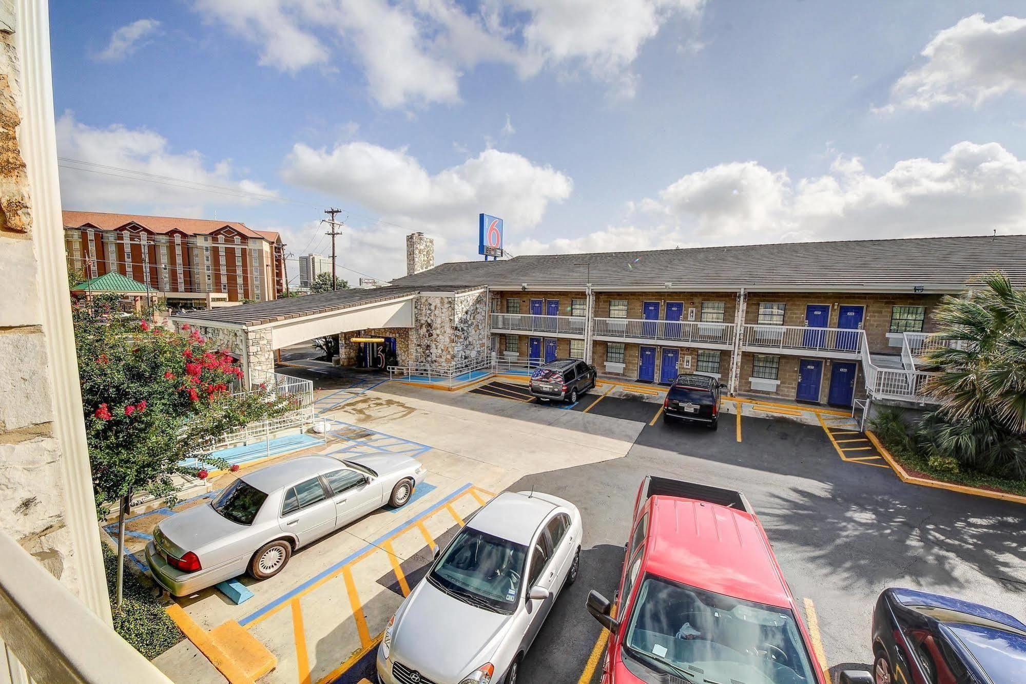Motel 6-San Antonio, Tx - Northwest Medical Center Exterior photo